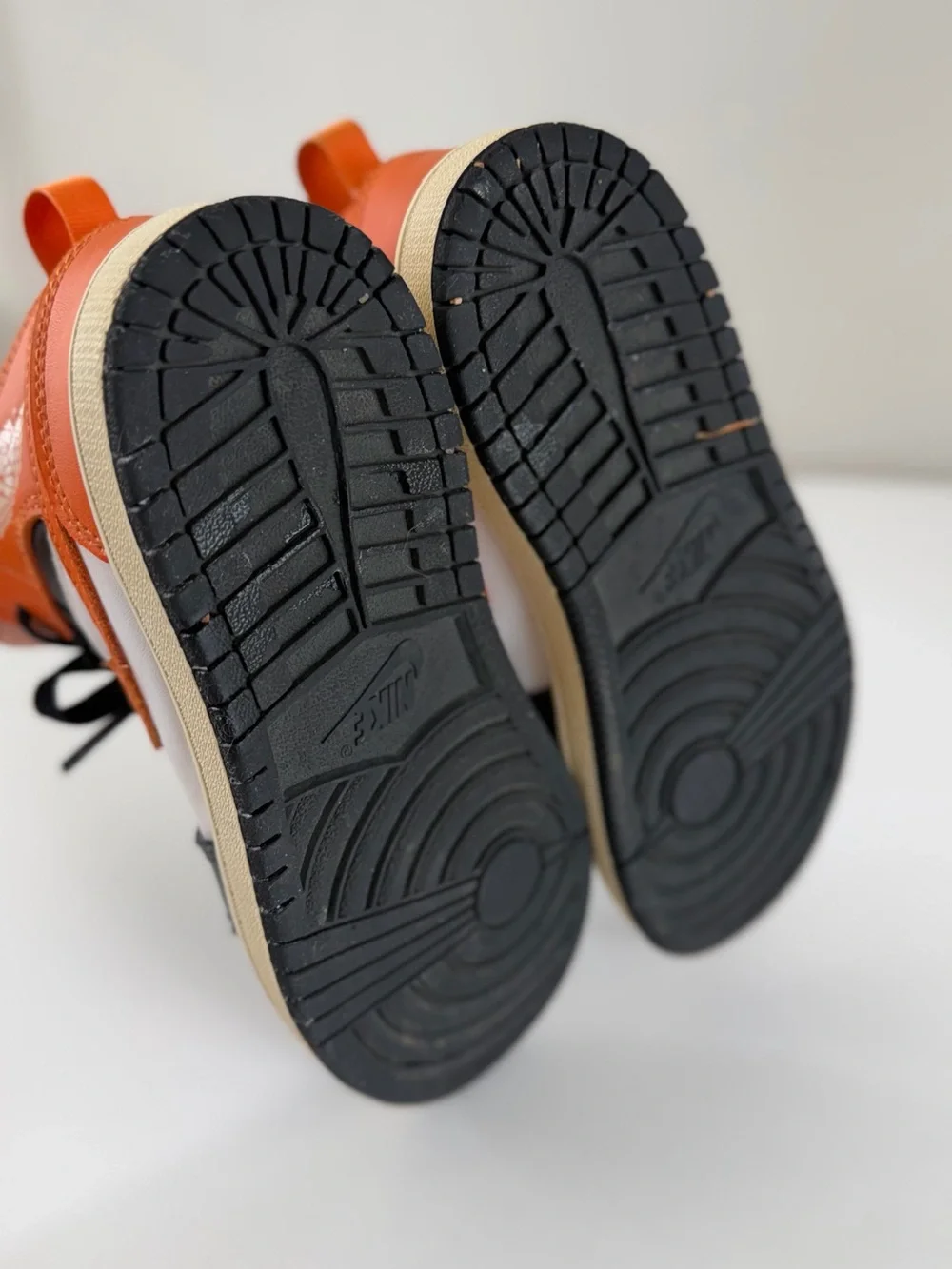 Kids Air Jordan 1 STARFISH/BLACK WHITE SAIL Sneakers